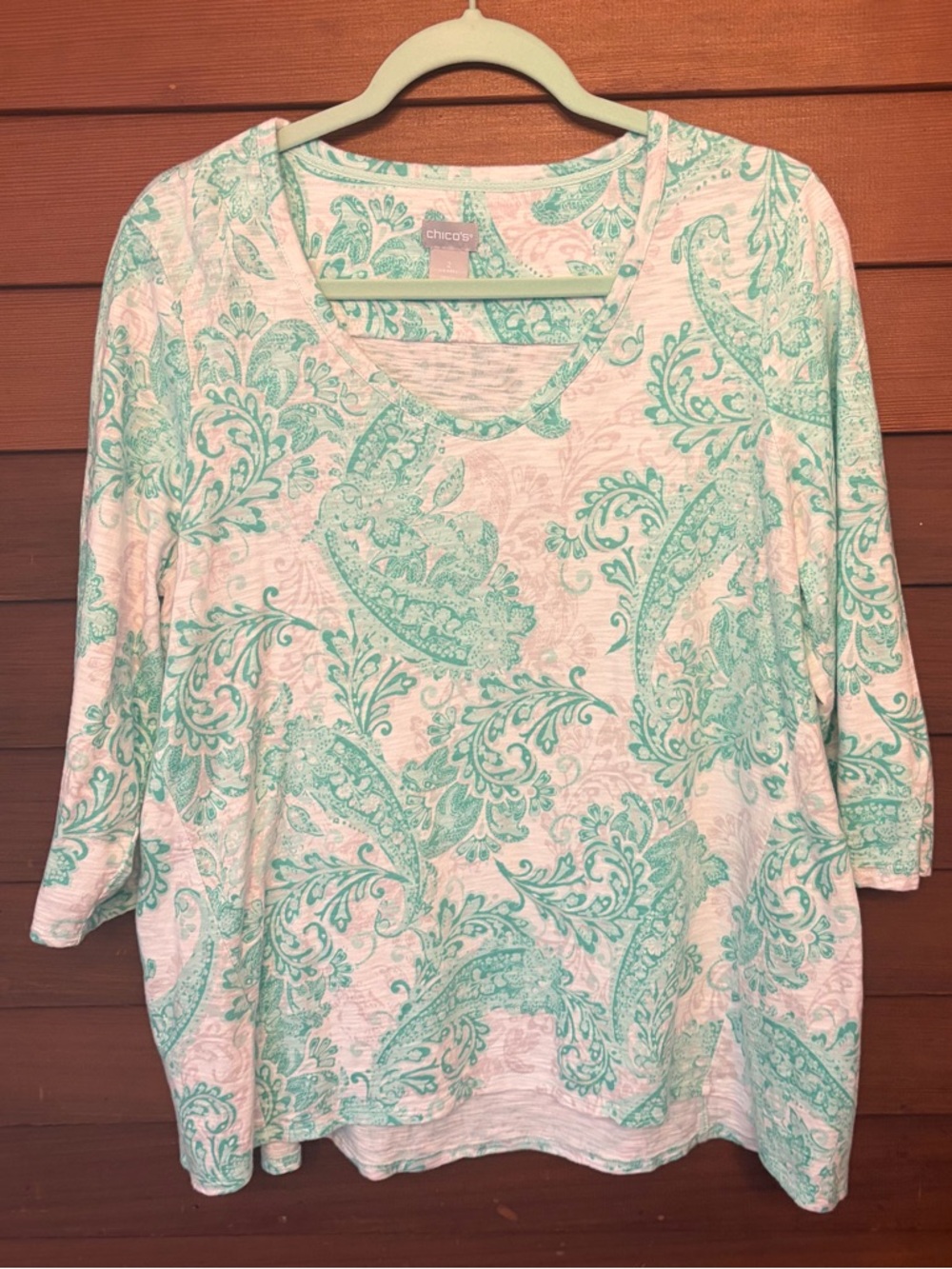 Chicos Top Knit Shirt Size 2 Large Green Paisley White 3/4 Sleeve Soft Cotton